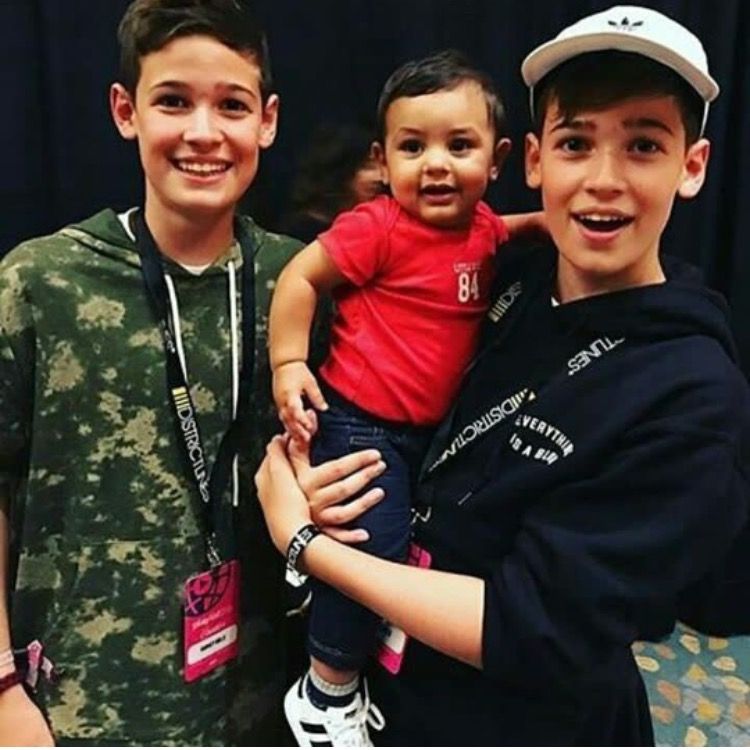 HAPPY BIRTHDAY TO MY LOVELY LITTLE BOYS!!! ️ ️ ️ Max mills, Harvey