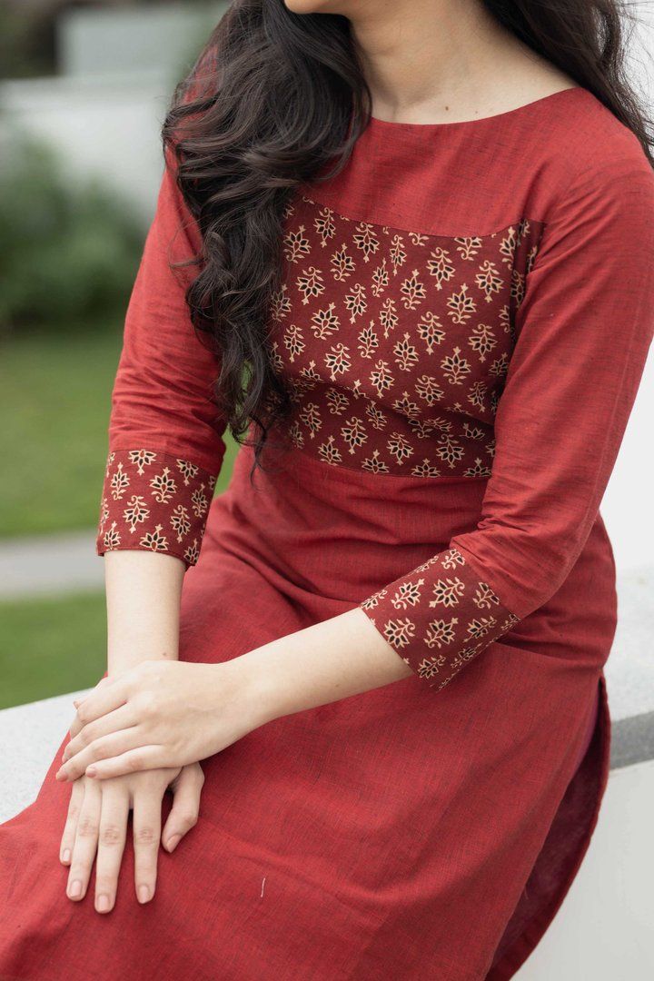 Silk Kurti Designs, Chudidar Designs, Cutwork Blouse Designs, Simple Kurta Designs, Long Kurti Designs, Salwar Designs, Kurta Designs Women, Sleeves Designs For Dresses, Dress Neck Designs