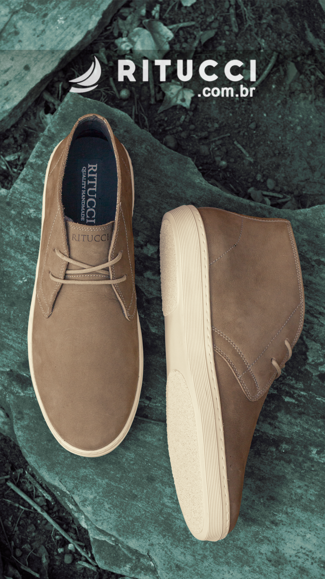 Estilo sem perder o conforto! As #desertboots Masculinas da Ritucci são confeccionadas em couro nobre selecionado e possuem sola em borracha natural flexível. Uma bota que não pode faltar no guarda-roupas masculino. Conheça todas as botas da Ritucci já! Mens Shoes Boots, Mens Boots Fashion, Men's Shoes, Shoe Boots, Dress Shoes, Mens Casual Dress Outfits, Casual Shoes, India Fashion Men, Sneakers Outfit Men