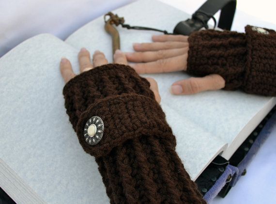 Chocolate brown ribbed with wrist strap crochet by ValkinThreads, $20.00 Valkinthreads "#apparel #accessories #fashion #fall #apparel #style #winter #clothing #fingerlessgloves #armwarmers Crochet Buttons, Crochet Gloves, Crochet Accessories, Apparel Accessories, Texting Gloves, Sweet Gift Ideas, Cozy Clothes, Winter Clothes, Perfect Holiday Gifts