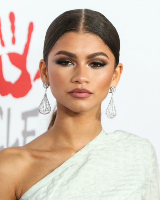 ZENDAYA | Zendaya makeup, Zendaya hair, Makeup looks