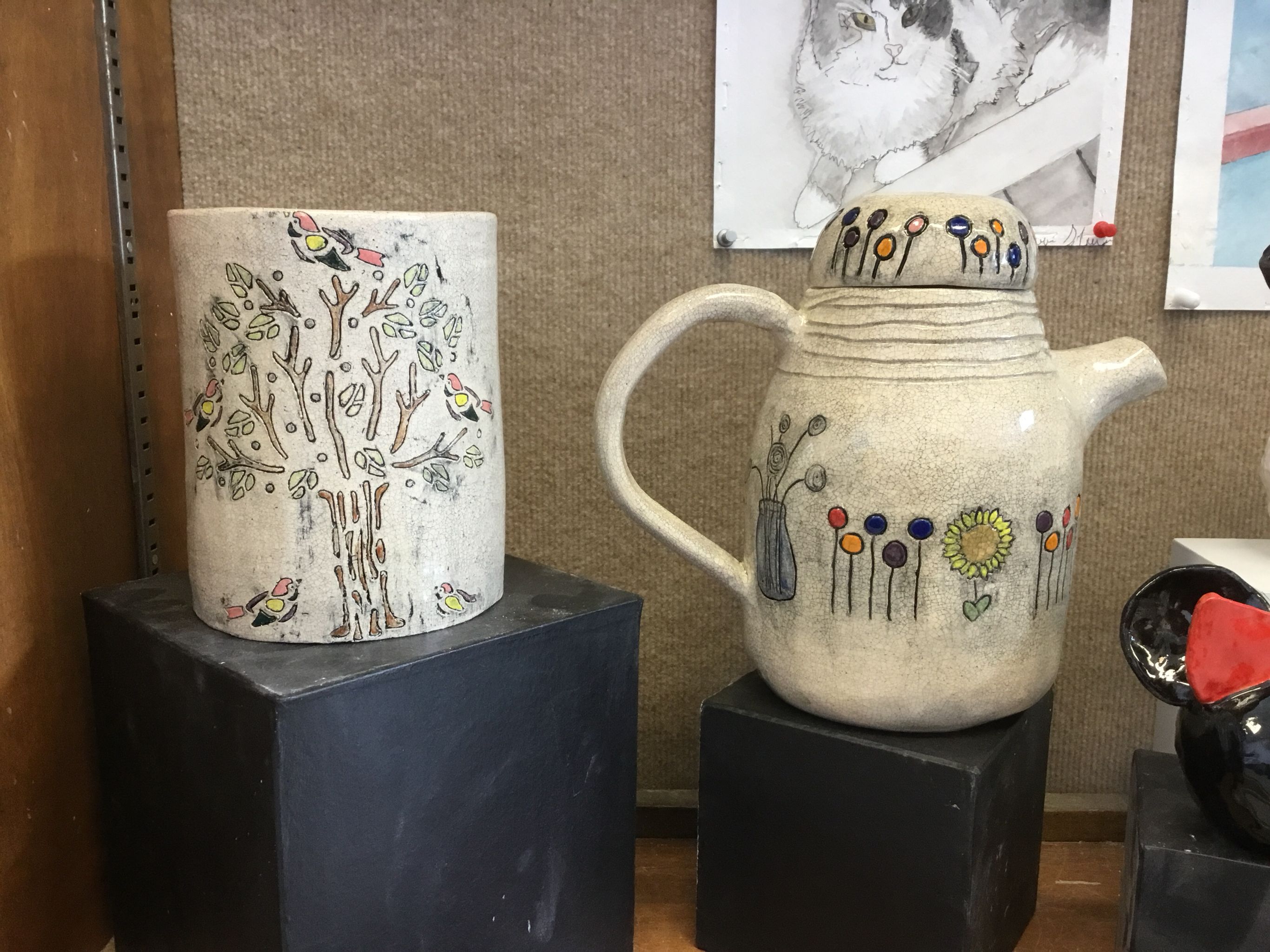 Budget Decorating Using Pottery Decorative Pottery Pottery Ceramic Accessory