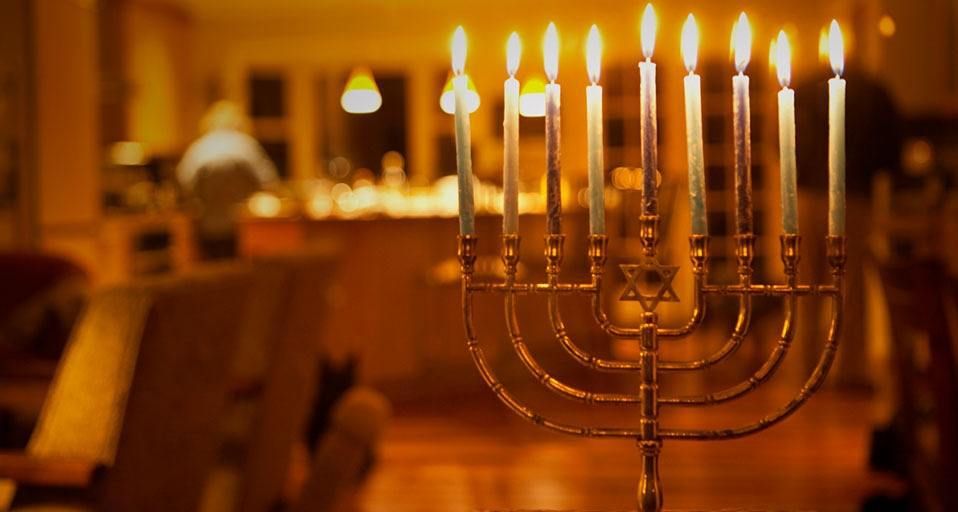 light my menorah mama light my menorah mama