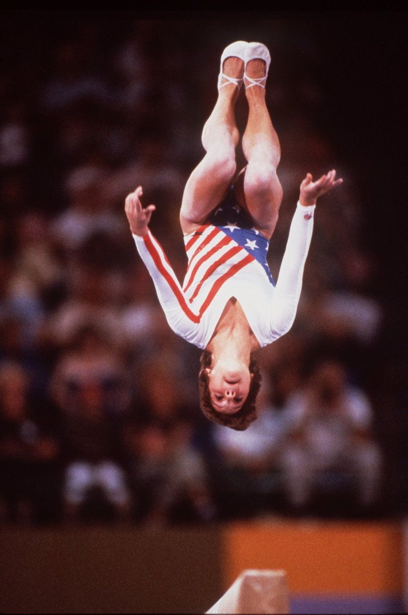 Mary Lou Retton 1984 Pictures Mary Lou Retton Olympic Gymnastics Gymnastics Pictures
