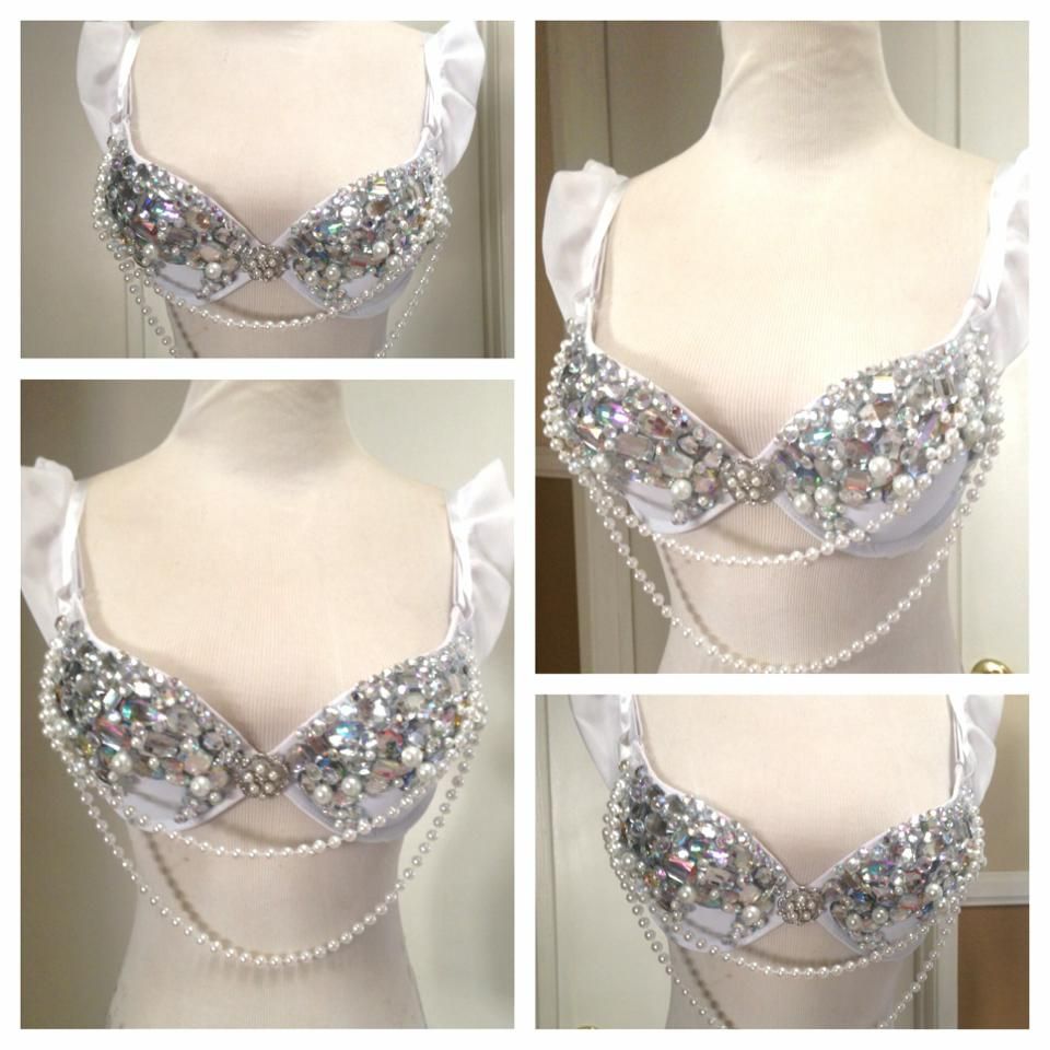 By: Electric Laundry. love the beading Rave Costumes, Burlesque Costumes, Belly Dance Costumes, Rave Girls, Edm Girls, Cute Rave Outfits, Unique Outfits, Diy Clothes, Custom Clothes