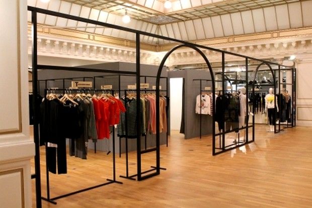 Le Bon Marche Rive Gauche Notre Bric A Broc Chic City Guide Paris De Saint Germain Des Pres Au Palais Royal Les Germanopratines Magaza Dekorasyon