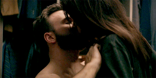 ♡ 𝐒𝐞𝐠𝐮𝐧𝐝𝐨 𝐥𝐢𝐯𝐫𝐨 𝐝𝐚 𝐬𝐞́𝐫𝐢𝐞 "LOVE" ❛Depois de assi… #romance # Romance # amreading # books # wattpad Chris Evans Kiss, Chris Evans Gifted, Chris Evans Tumblr, Scene Couples, Couples In Love, Cute Couples Goals, Couple Goals, Romantic Gif, Romantic Movies
