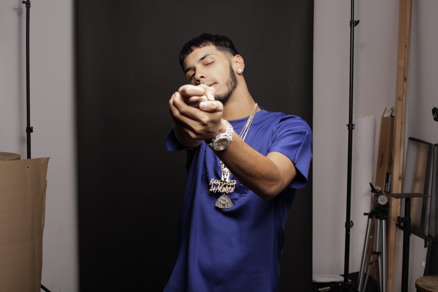 Anuel 2015 | Gangsta style, Wallpaper pc, Junior h aesthetic