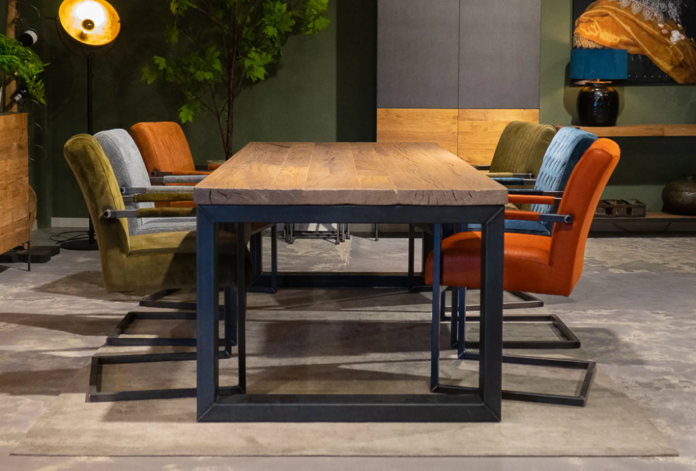 Barasso eettafel volledig configureerbaar op maat | RobuusteTafels.nl Dinning Table, Dining Bench, Conference Room, Olie, Furniture, Home Decor, Decoration Home, Table Bench, Room Decor