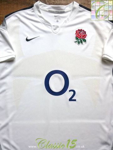 Relive Englandâs 2010/2011 international season with this vintage Nike home pro rugby shirt