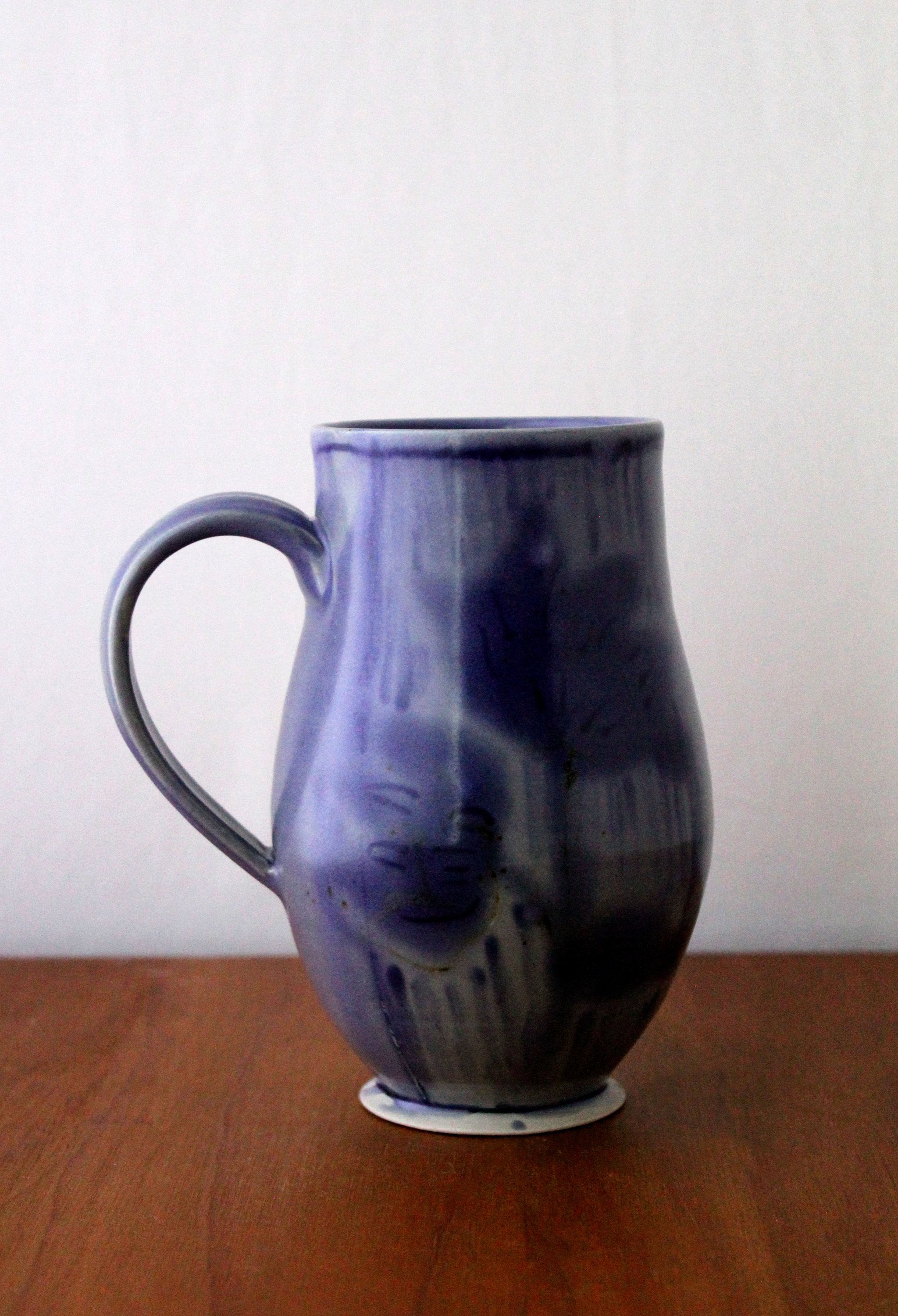 Pottery Barn Sophia Pitcher Glazed Ceramic Pitcher In Excellent Condition Only Hand Washed Changing Colors Pottery Bar In 2020 Pottery Barn Pottery Glazed Ceramic