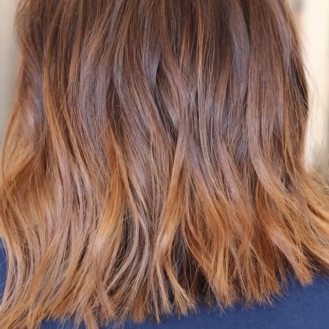 Rotes Haar, Lappen, süße Frisuren, Glanzlichter, Rotbraun, Kupfer, kurzes rotes Haar, Kupfer-Balayage, kurze Strandwellen, Balayage. Mit freundliche...