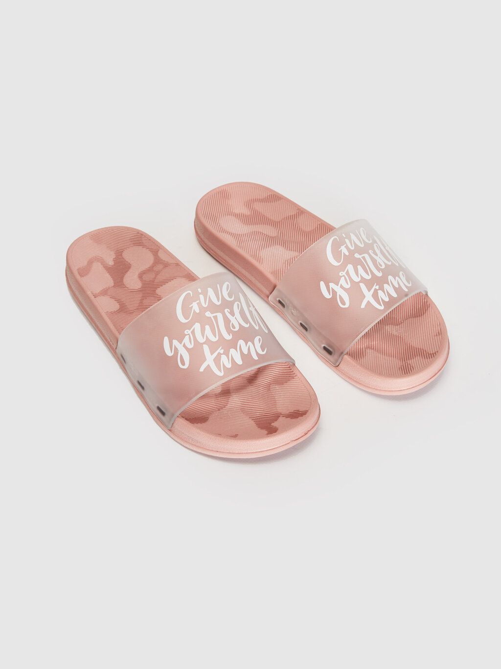 Pink Slippers Color Powder Pink Kadin Slogan Baskili Terlik Urun Kodu 0s9865z8 Cyv Pudra Pembe Slippers Pink Powder Lcwaikik Terli K Sandalet Slippers