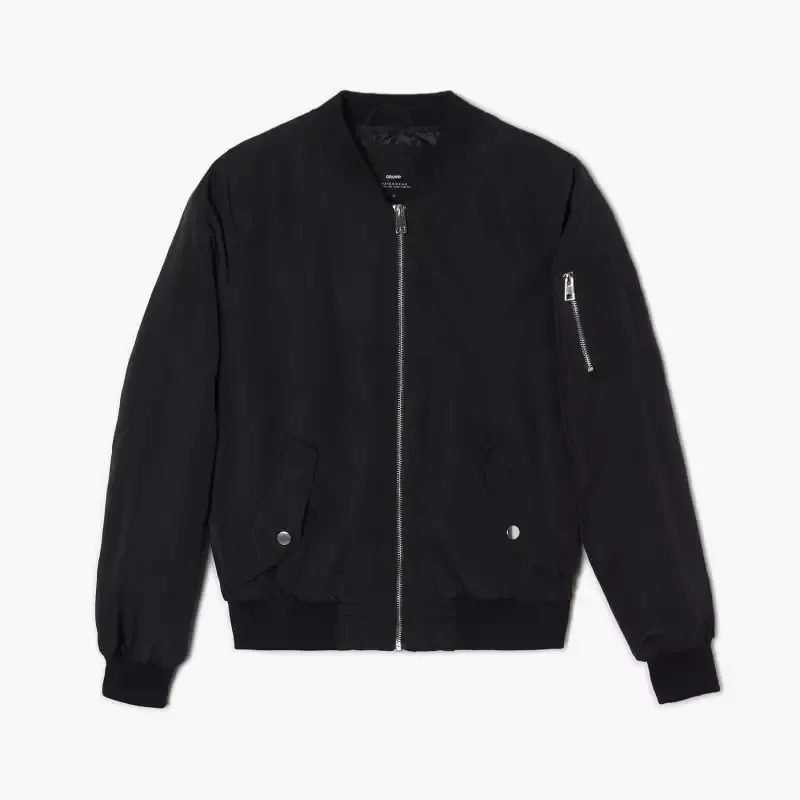 <ul><li>geaca bomber de tranzitie din colectia speciala Eco Aware, cu croiala regular</li><li>din material uni</li><li>guler semiinalt, ripsat</li><li>inchidere cu fermoar</li><li>buzunare laterale, buzunar suplimentar la maneca</li><li>umplutura din poliester reciclat, captuseala</li><li>produs disponibil in doua variante de culoare</li></ul><br><br><p>Inaltimea modelului: 174 cm< Bomber Jacket, Athletic Jacket, Zip, Model, Jackets, Fashion, Down Jackets, Moda