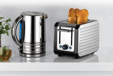 Stainless steel panels Dualit Canvas body with Stainless steel panels