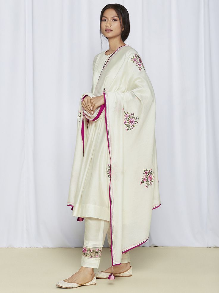 online kurta sets Kurta With Pants, Floral Border, Rose Bouquet, Indian Wear, Blush Pink, Pants Set, Pleated, Multi Color, Ivory