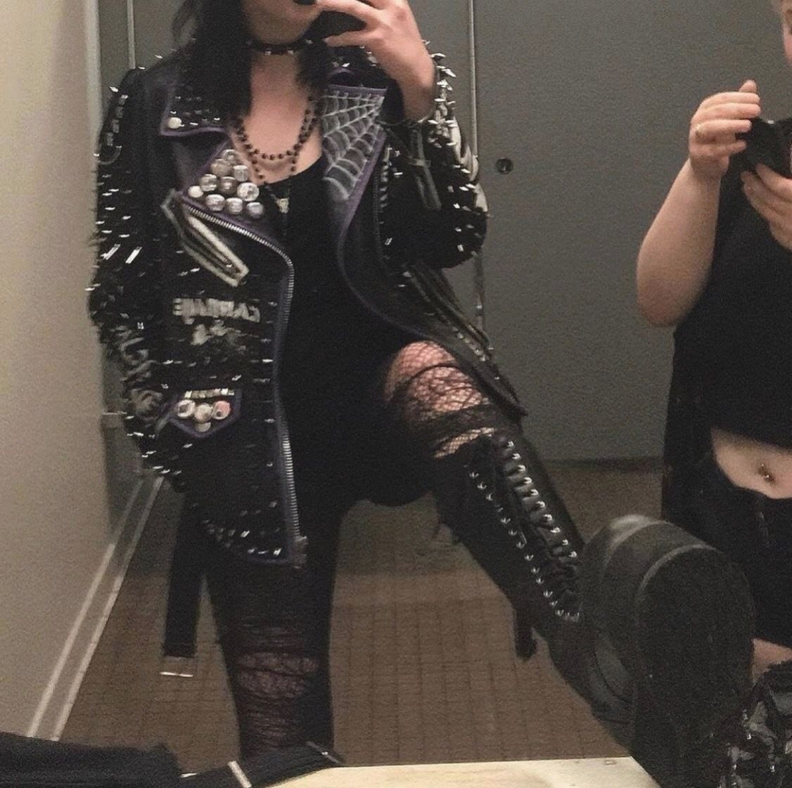 From Morgu On Instagram Edgy Outfits Alternatif Moda Alternatif Giyim