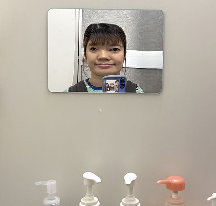 風呂用の鏡を買った女性　使った結果に「今年イチ笑った」「お茶返して」