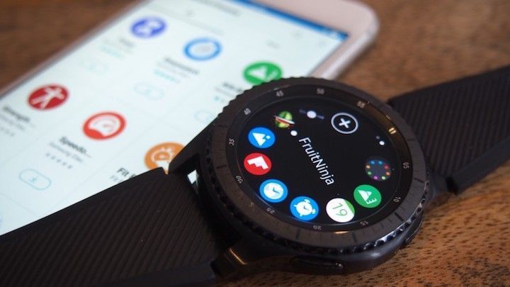 smartwatch remote camera