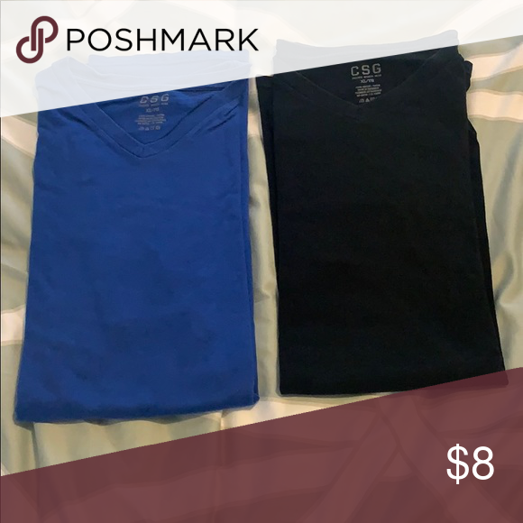 Champs Sports Gear menâs T-shirts 2 Champs Sports Gear menâs T-shirts size XL. V-neck. Good