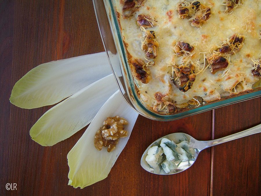 Ovenschotel witlof met gerookte kip, walnoten en gorgonzola Gorgonzola, Atkins, Quick Meals, Lasagna, Camembert Cheese, Cauliflower, Macaroni And Cheese, Food And Drink, Vegetables