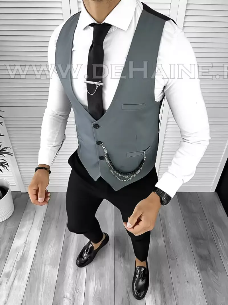 Vesta eleganta - vesta casual - vesta fashion Material : Bumbac accesoriul nu este inclus Nuantele culorilor produselor pot sa difere usor ca urmare a procesului de executie al fotografiilor sau a setarilor monitorului tau Dimensiuni: Dimensiune vesta Talie (cm) abdomen S 46 M 48 L 50 XL 52 .. Vesta, Vest Dress, Suspender, Monitor, Barbie, Slim Fit, Fitness, Jackets, Dresses