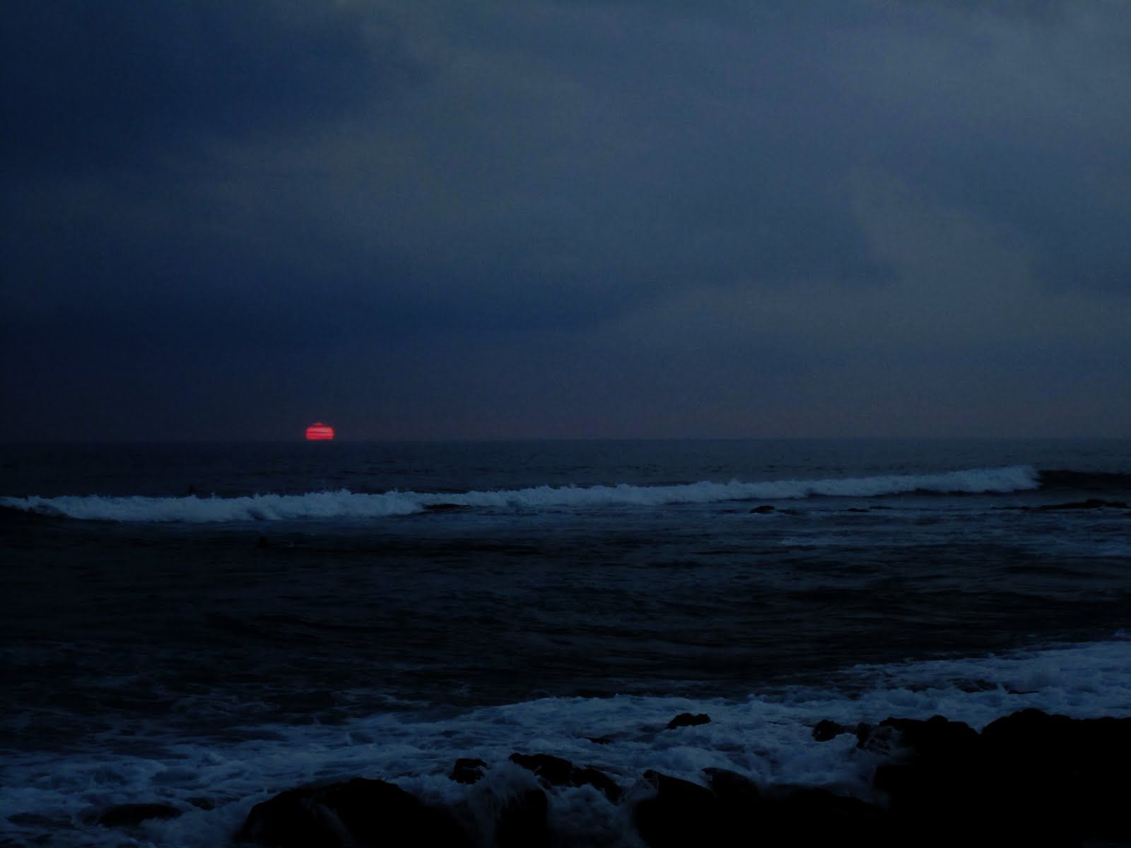 picture The Beach At Night Aesthetic ocean at night