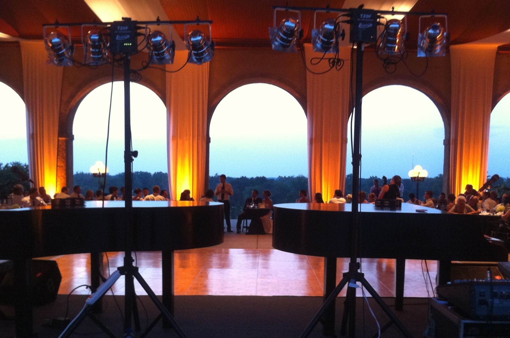 Dueling Pianos By Y Entertainment At The World S Fair Dueling Pianos For Wedding Reception By Y Entertainment At The World S Fair Pavilion In Forest Park