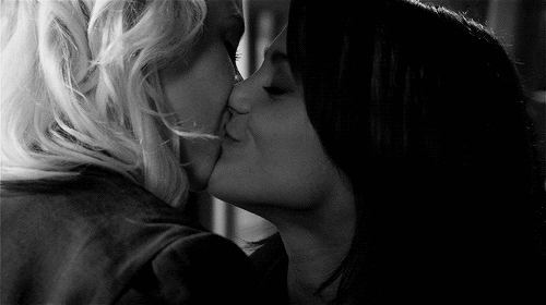 Busty Kissing