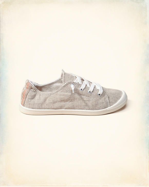 madden girl bailey sneaker