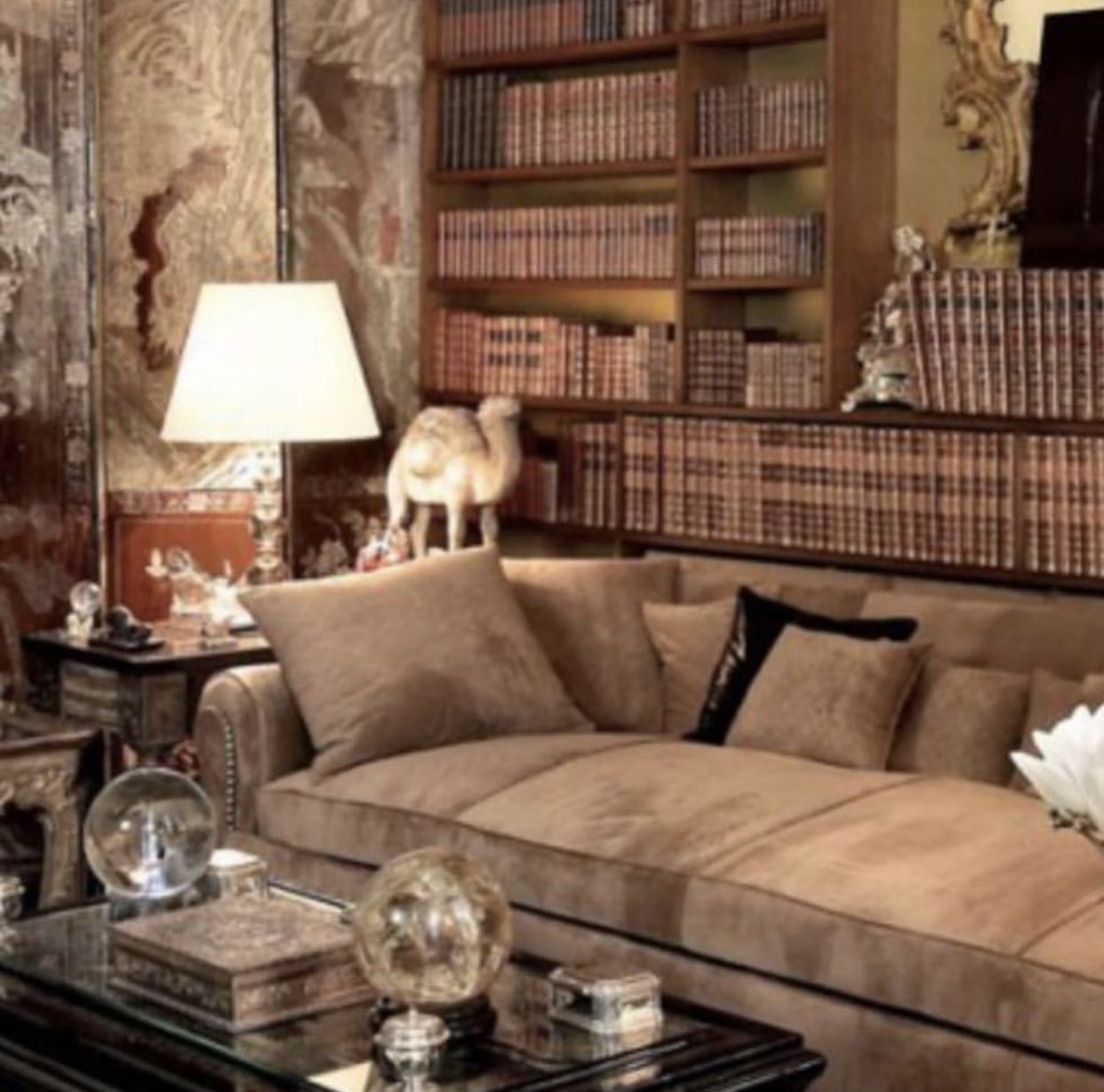 Coco Chanel’s Living Room Paris | Home decor, Living room, Interior