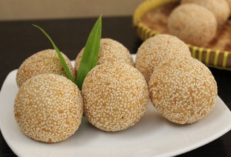 Beberapa tips untuk membuat Resep Onde onde Isi Kacang Hijau. Pakai