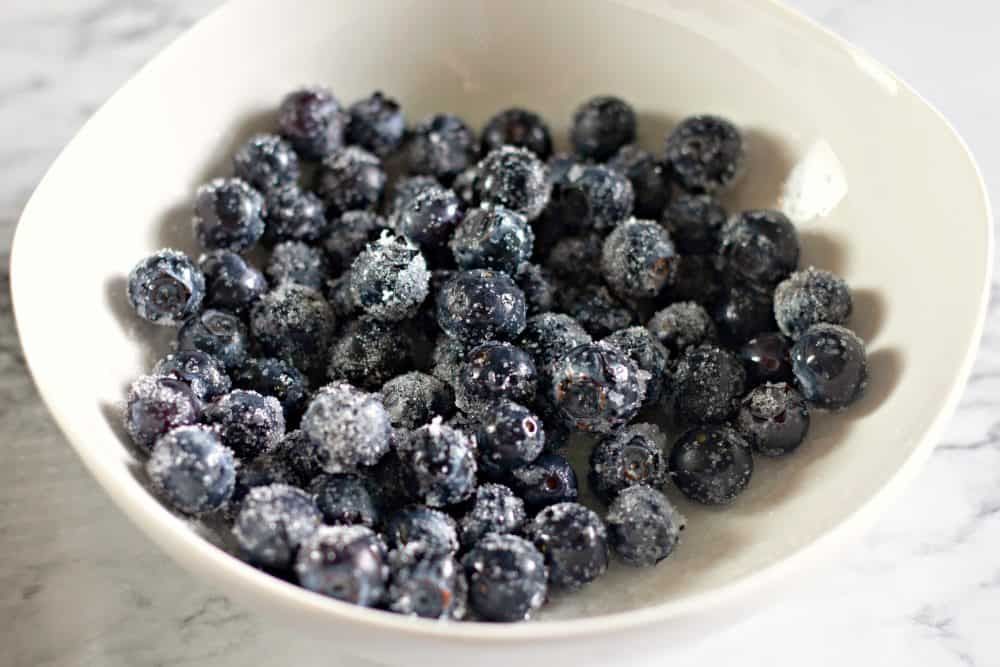 Lemon Blueberry Cream Cheese Danish - Saving Dollars & Sense Pastries Recipes Dessert, Puff Pastry Desserts, Breakfast Pastries, Puff Pastry Recipes, Breakfast Brunch Recipes, Danish Pastries, Puff Pastries, Not Yo Mamas Banana Pudding Recipe, Banana Pudding Recipes