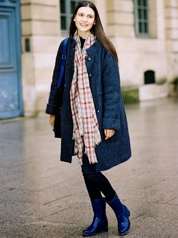 Hate The Rain? These 13 Stylish Rain Boots Might Change Your Mind Family Outfits, Cool Outfits, Spring Summer Outfits, Winter Outfits, Stylish Rain Boots, Oversized Wool Coat, Winter Coats Women, Look Chic, Who What Wear