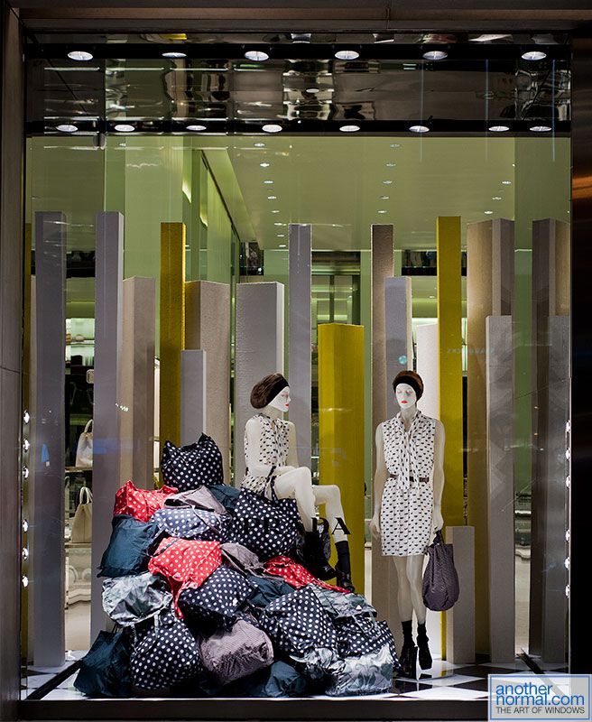 Prada Windows June 2010 Tasarim