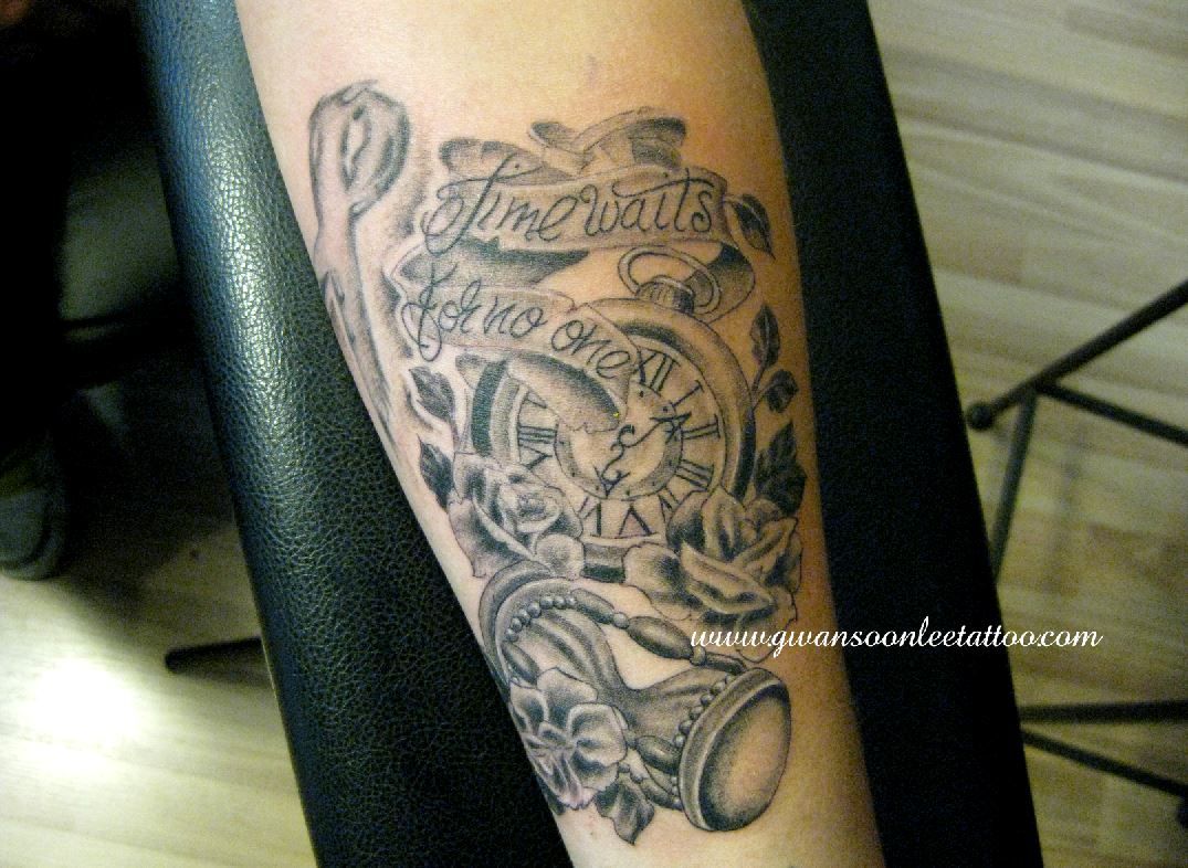 looking glass tattoo scheduler