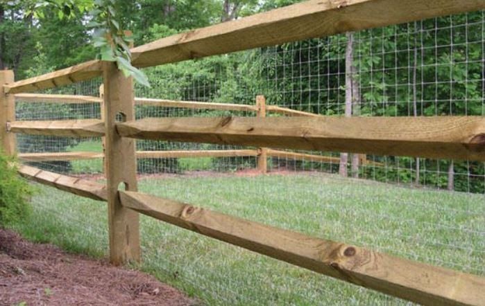 10 cheap fence ideas for your yard. Front Yard Fence, Farm Fence, Fenced In Yard, Pallet Fence, Deer Fence, Low Fence, Fence Stain, Post And Rail Fence, Split Rail Fence