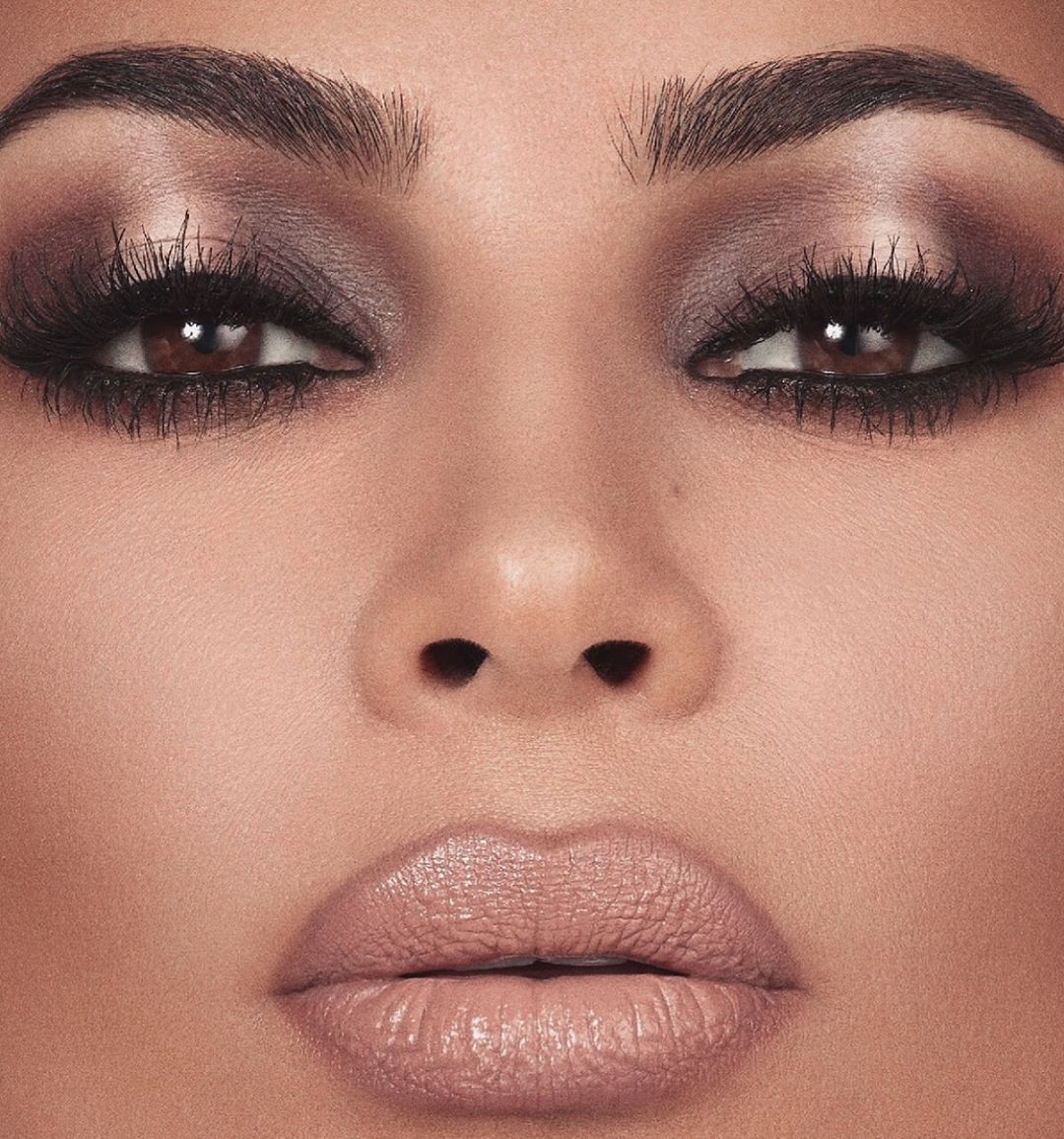 Pin By Taylor Moreno On Kim Kardashian Smokey Eye Makeup Eye Makeup Kim Kardashian Makeup