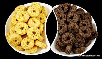Cerita sekitarmu..: Oishi Pillows Keju & Oishi Sponge Crunch Strawberry & Chocolate REVIEW Chocolate Strawberries, Crunch, Doughnut, Sponge, Cereal, Strawberry, Cookies, Pillows, Breakfast