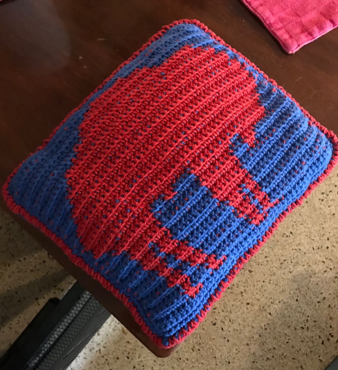 Buffalo pillow | Crochet home, Crochet patterns, Crochet gifts