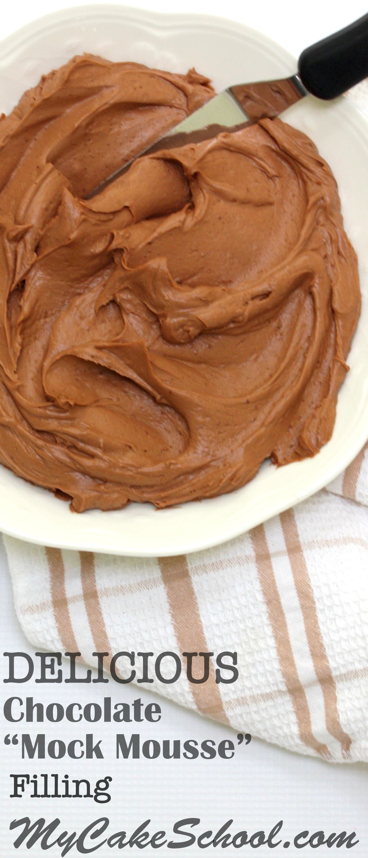 The most delicious, fluffy Chocolate "Mock Mousse" filling. Perfect for chocolate cakes and cupcakes! MyCakeSchool.com Cake Filling Recipes, Mousse Recipes, Frosting Recipes, Cake Recipes, Filling Food, Pudding Recipes, Köstliche Desserts, Chocolate Desserts, Delicious Desserts