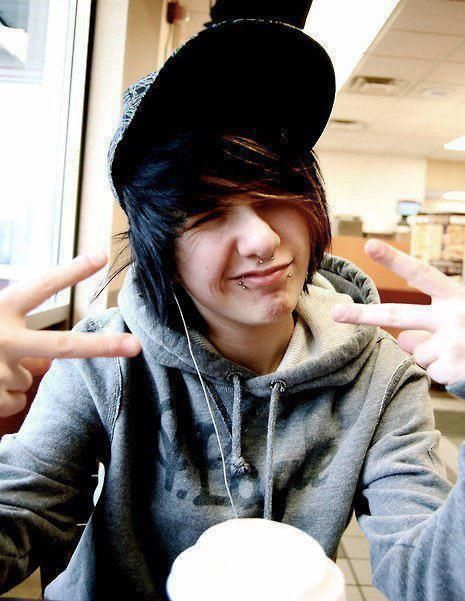 Cute Emo Guys With Piercings Emo Boys Emo Boys Wallpapers Cute Emofashion Cute Emo Guys Cute Emo Boys Cute Emo