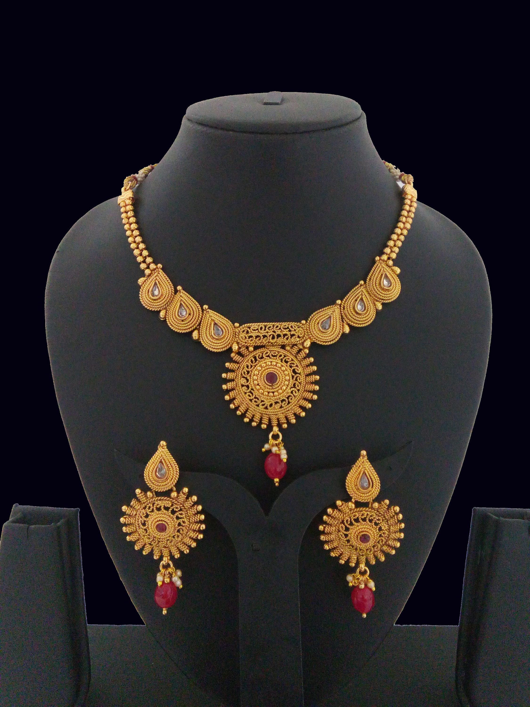 Indian Bollywood Necklace set Ethnic Gold Plated Traditional Necklace Set Indian Jewelry Wedding Party Wear Bridal Jewelery, Bridal Gold Jewellery Designs, Gold Jewellery Design Necklaces, Gold Necklace Designs, Latest Jewellery, Kundan Jewellery, Fashion Bracelets, Fashion Jewelry, Ebay Jewelry