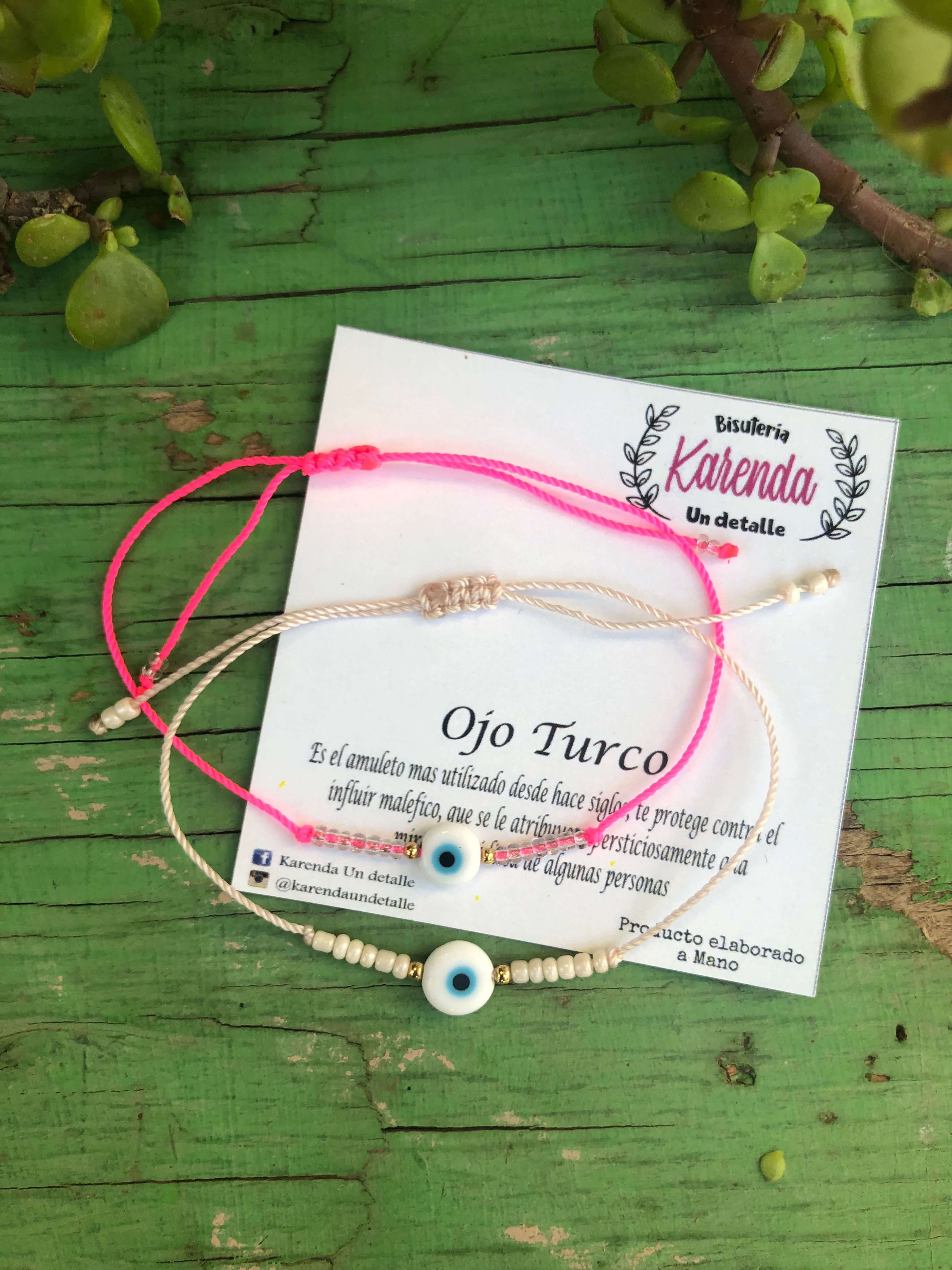 Pulsera de Hilo con cuentas de Chaquira y Ojo Turco