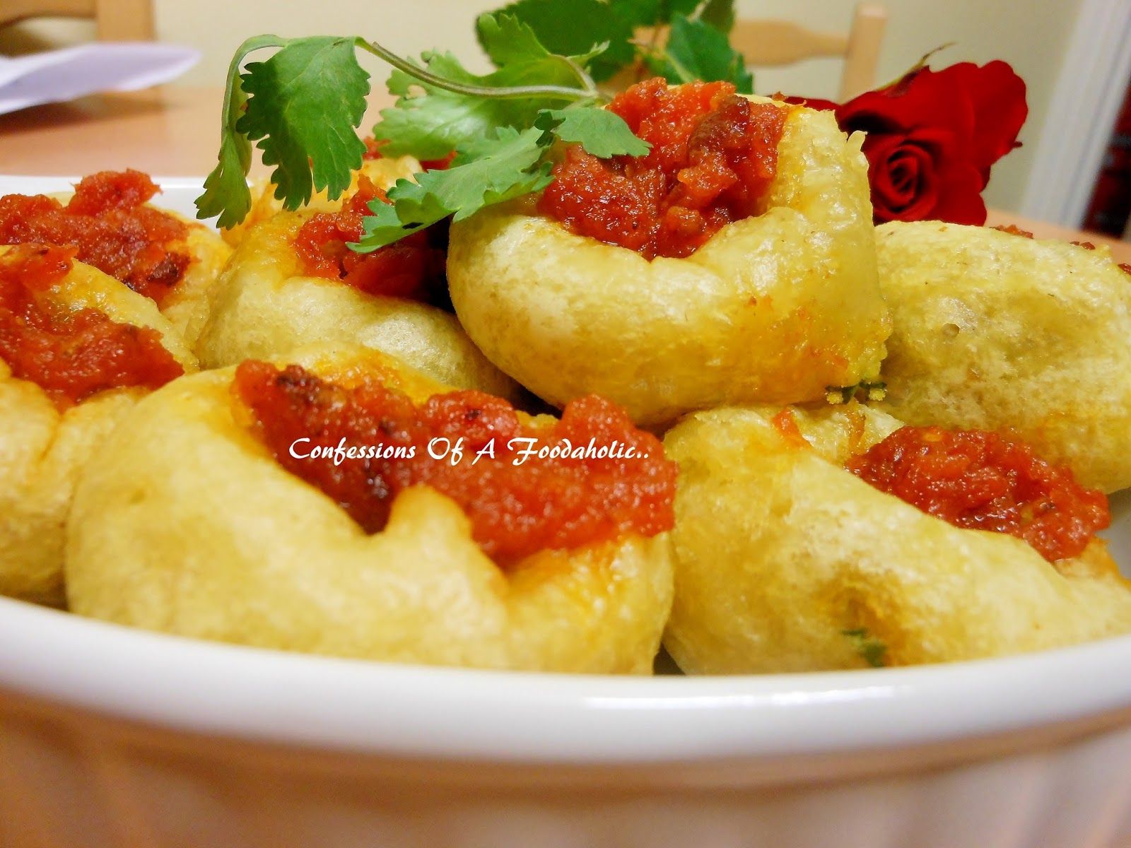 Chana Puri With Chatini Pomme D amour Mauritius Food Mauritian Food chana-puri-with-chatini-pomme-d-amour-mauritius-food-mauritian-food