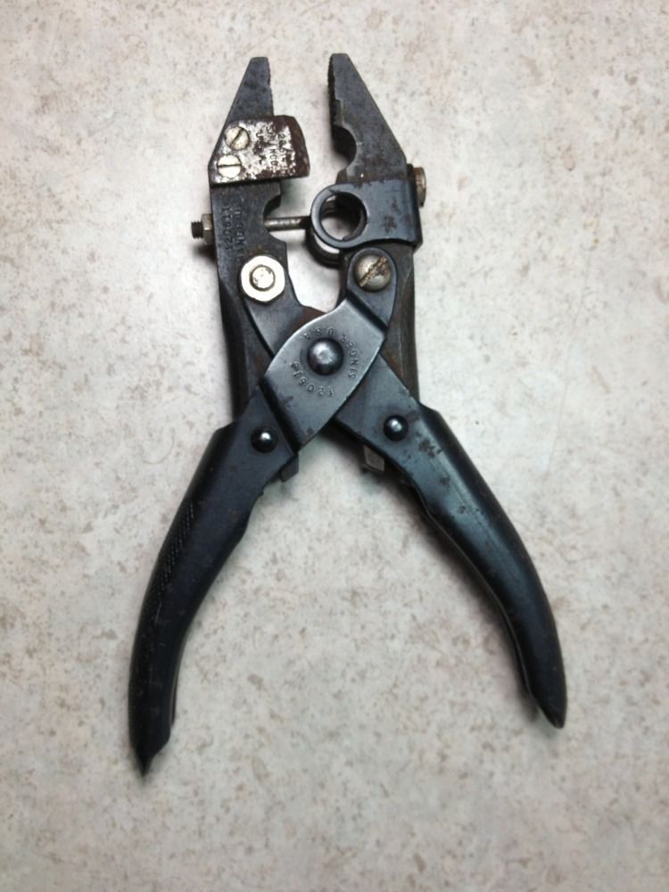 RARE VINTAGE SINGER SIMANCO BELT REPAIR PLIERS For Old TREADLE Mesmerizing Sewing Machine Repair Tools RARE VINTAGE SINGER SIMANCO BELT REPAIR PLIERS For Old TREADLE Mesmerizing Sewing Machine Repair Tools