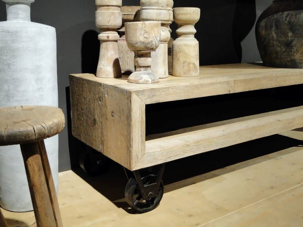 industrieel-tv-meubel-op-wielen-barasso-150x50x45cm-5-1 ...