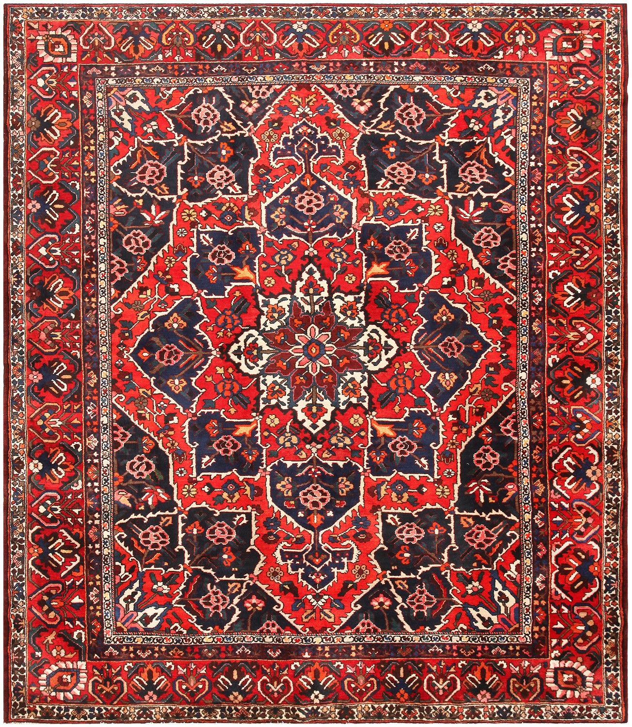 Bakhtiari Rug Antique Persian Carpet Nazmiyal Nyc Bakhtiari Rug Antique Persian Carpet Nazmiyal Nyc