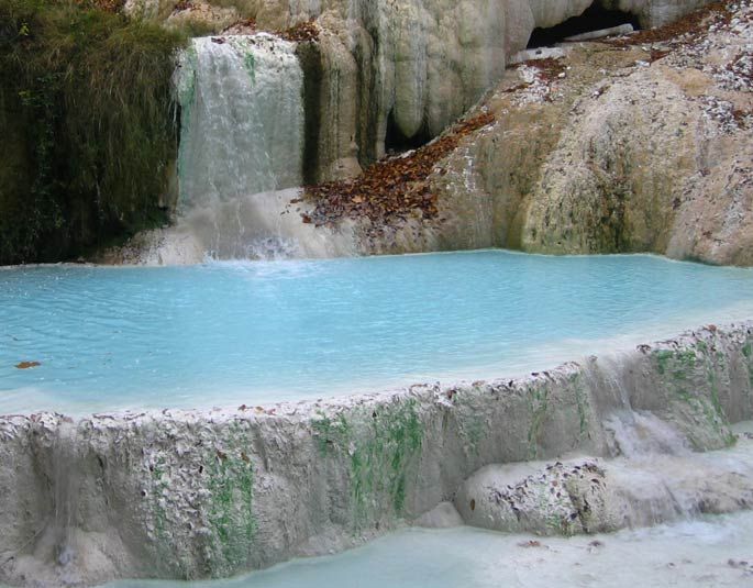 Terme naturali libere -Fosso bianco e cascata balena bianca ... Terme naturali libere -Fosso bianco e cascata balena bianca ...