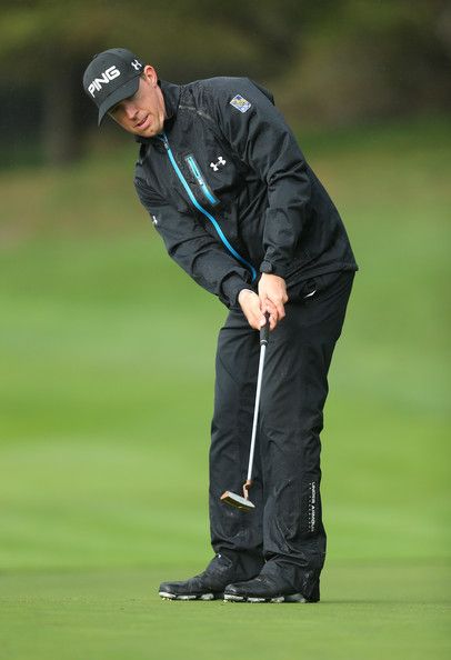 Hunter Mahan In At T Pebble Beach National Pro Am Round 1 Hunter Mahan Putts On The First Hole During Round Of At T Pebble Beach National Pro Am Golf Links February 6